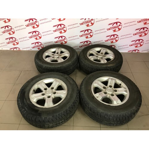 Комплект коліс R16 225/175 Kia Sorento 2002-2009 529103E590